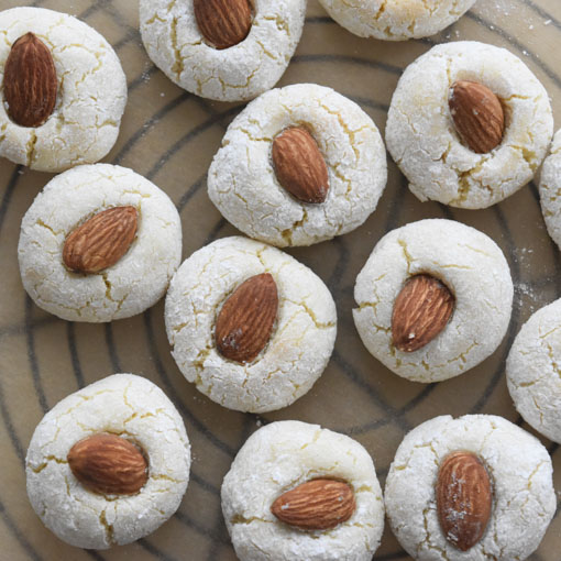 皮付生アーモンドホール / 500g